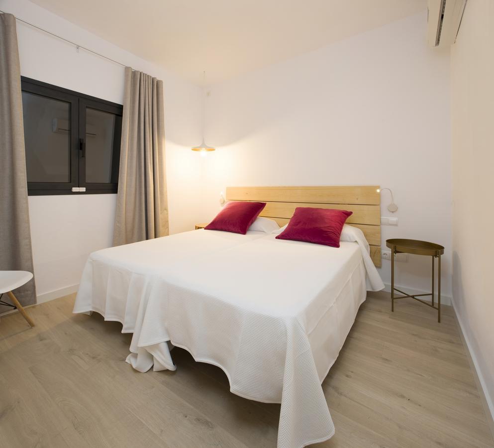 Cana Rita Apartamentos San Antonio  Eksteriør billede