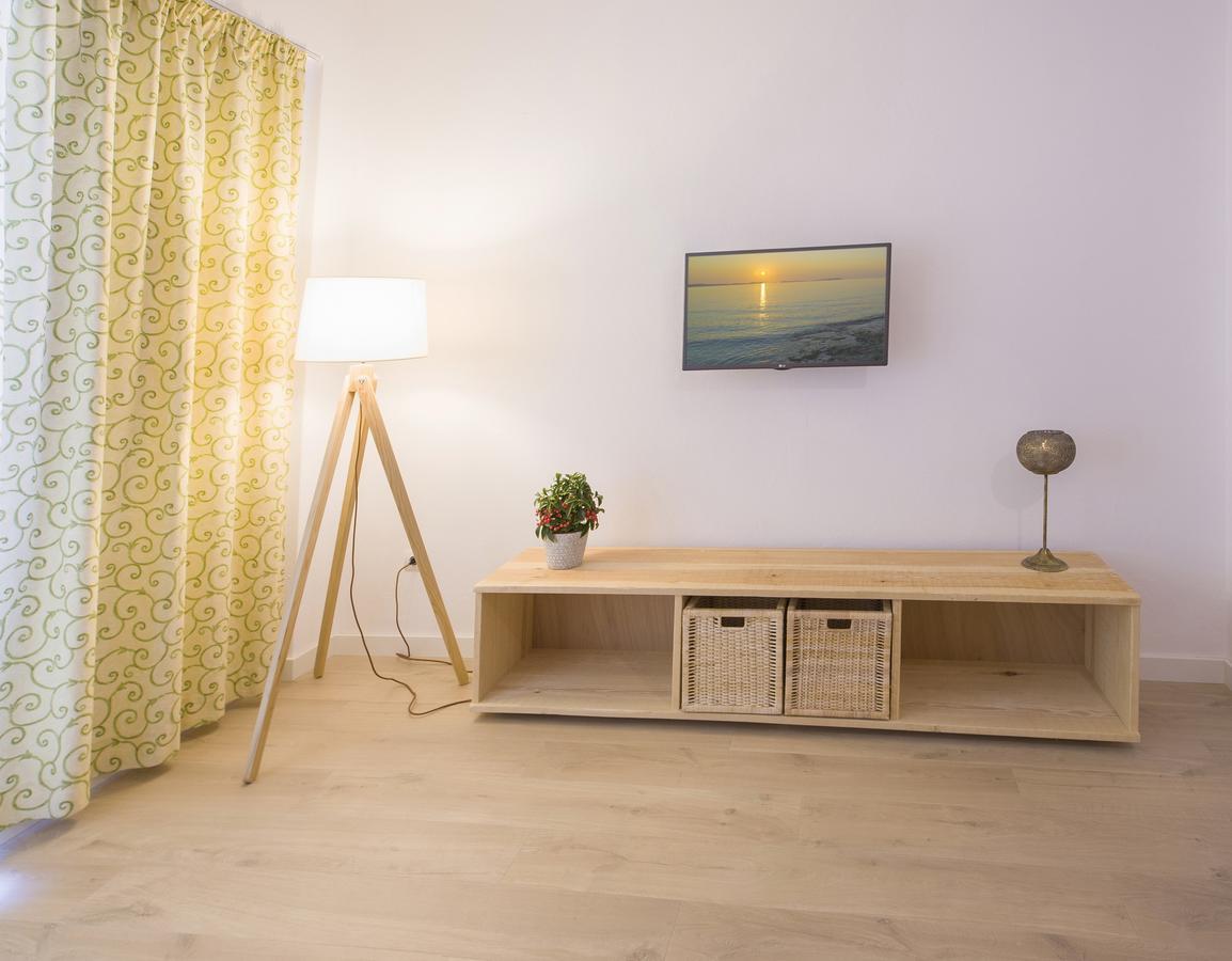 Cana Rita Apartamentos San Antonio  Eksteriør billede